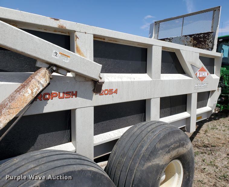 image for item DJ3120 2009 Kuhn Knight 2054 ProPush manure spreader
