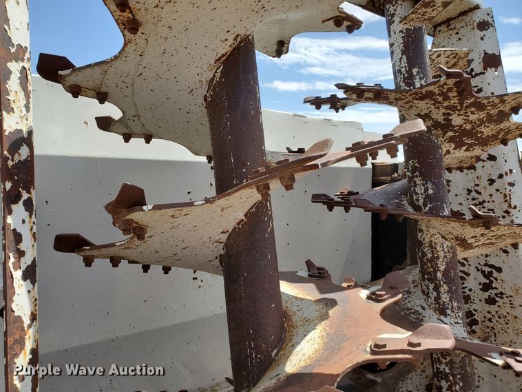 image for item DJ3120 2009 Kuhn Knight 2054 ProPush manure spreader