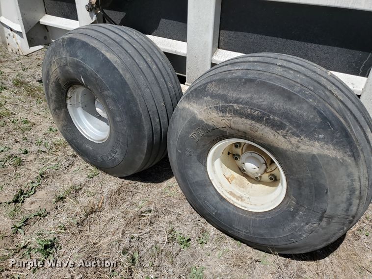 image for item DJ3120 2009 Kuhn Knight 2054 ProPush manure spreader