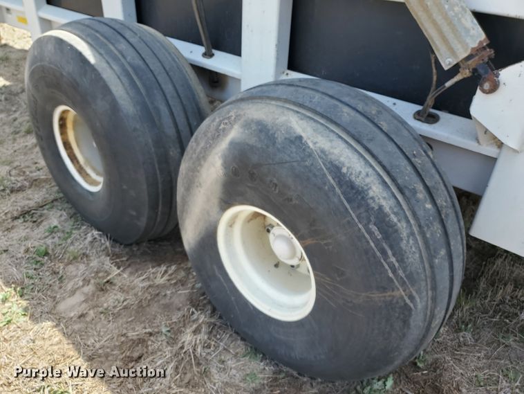 image for item DJ3120 2009 Kuhn Knight 2054 ProPush manure spreader