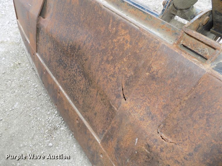 image for item DO9360 1970 Farmall 856 tractor