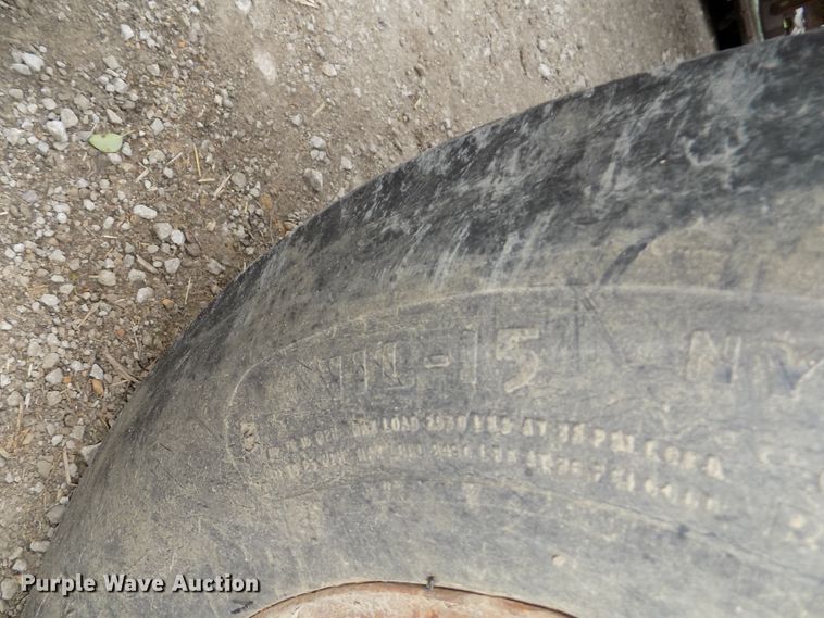 image for item DO9360 1970 Farmall 856 tractor