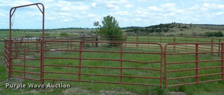 image for item GE9904 Round pen