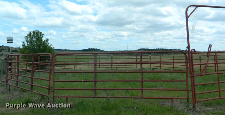 image for item GE9904 Round pen