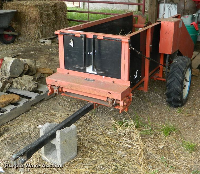 image for item GE9905 Roda R25 manure spreader