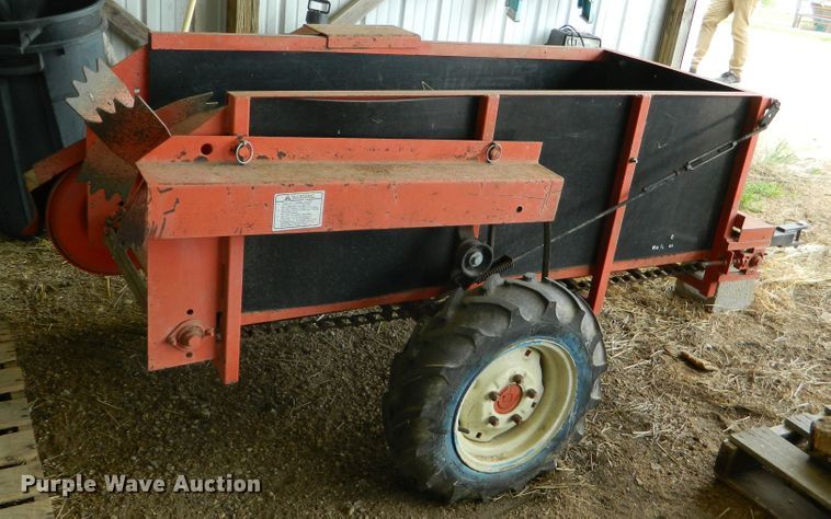 image for item GE9905 Roda R25 manure spreader