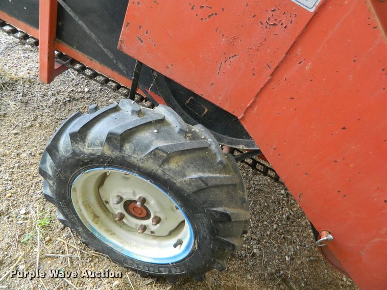 image for item GE9905 Roda R25 manure spreader