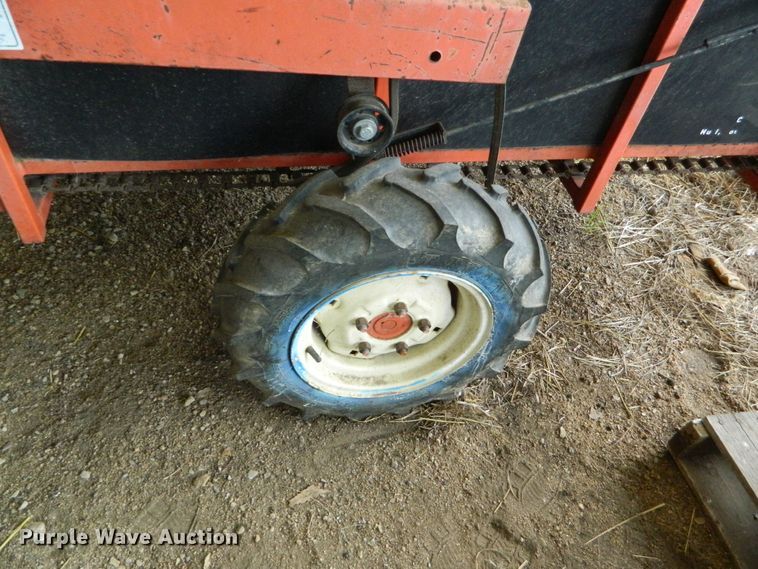 image for item GE9905 Roda R25 manure spreader