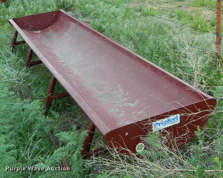 image for item GE9911 (4) feed bunks