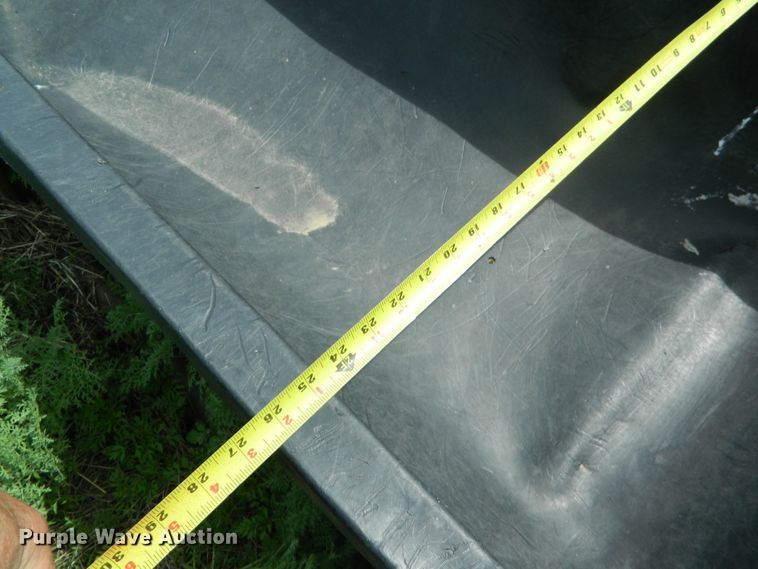 image for item GE9911 (4) feed bunks