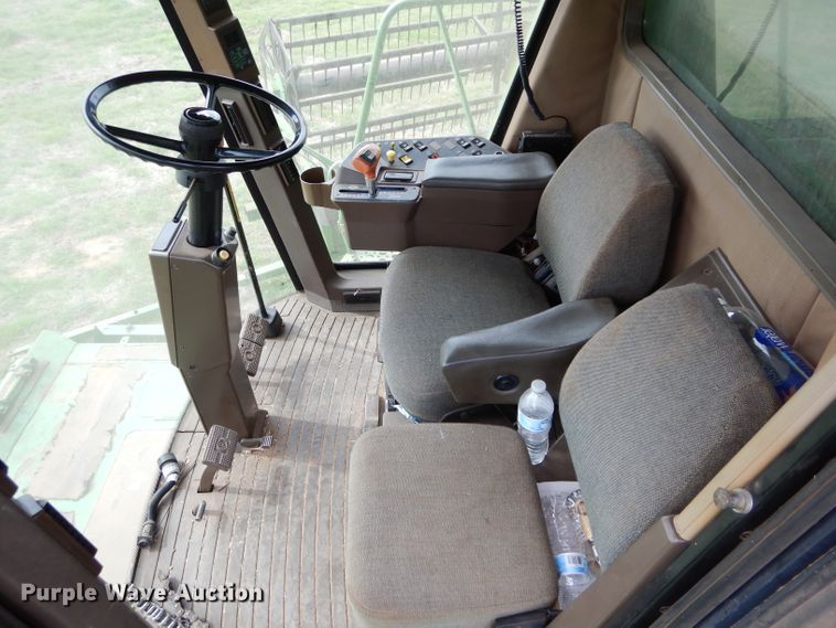 image for item GK9133 1996 John Deere 9600 combine