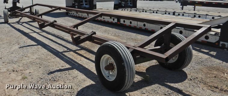 image for item GN9855 John Deere header trailer