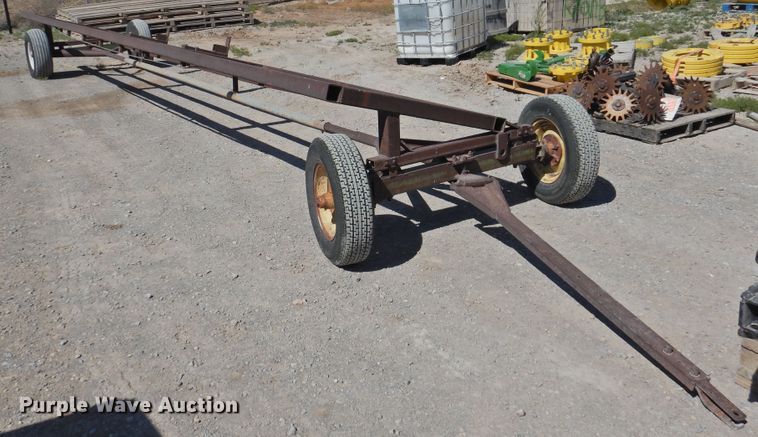 image for item GN9855 John Deere header trailer