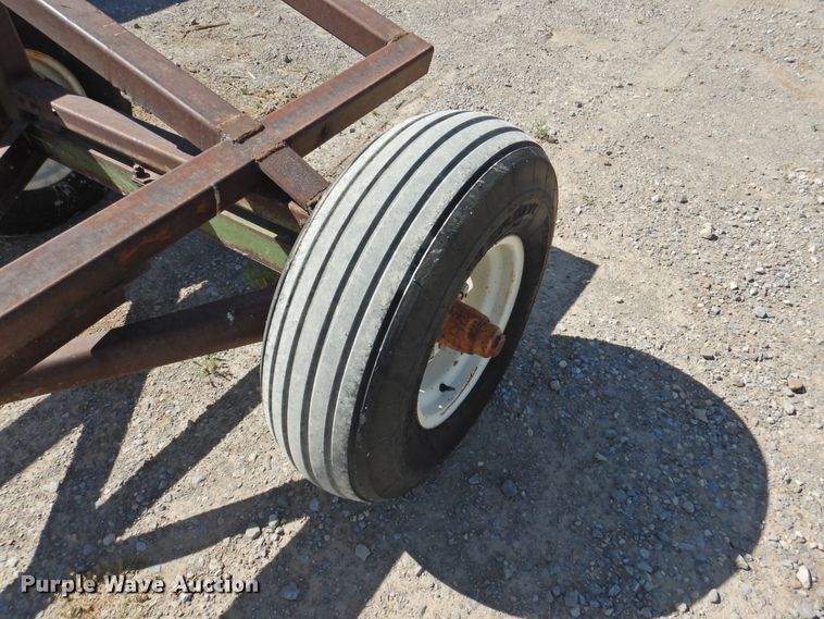 image for item GN9855 John Deere header trailer