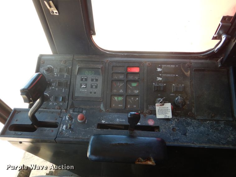 image for item GO9188 1989 Case IH 1680 combine