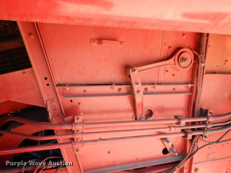 image for item GO9188 1989 Case IH 1680 combine