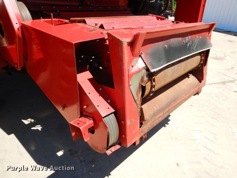 image for item GO9188 1989 Case IH 1680 combine