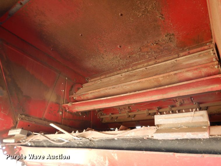 image for item GO9188 1989 Case IH 1680 combine