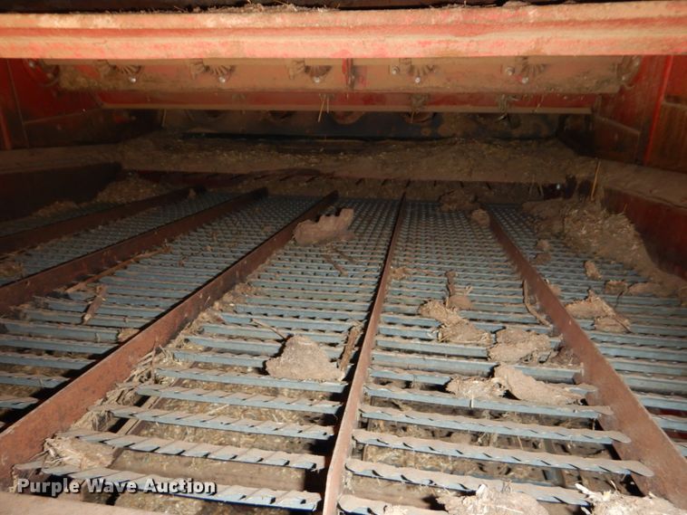 image for item GO9188 1989 Case IH 1680 combine