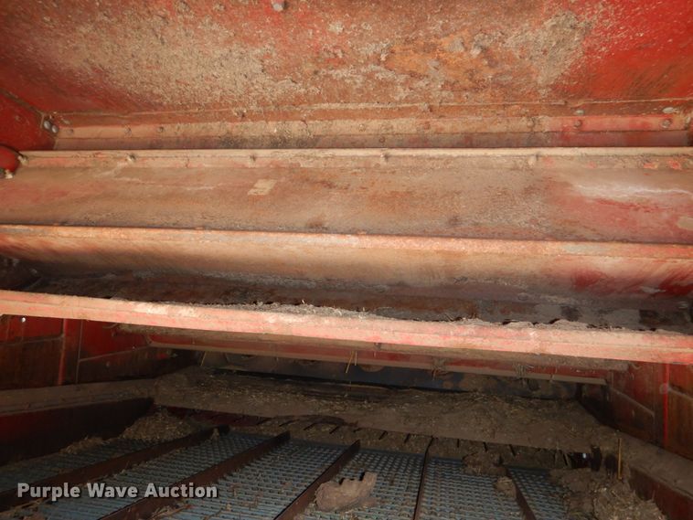 image for item GO9188 1989 Case IH 1680 combine