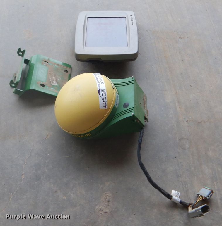 image for item GO9637 John Deere monitor system
