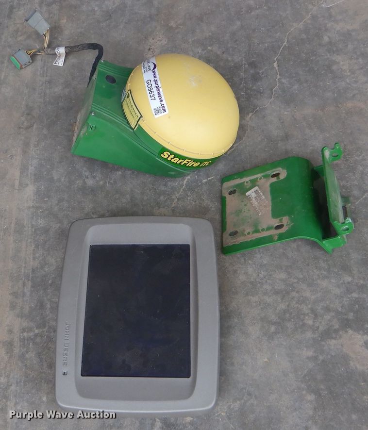 image for item GO9637 John Deere monitor system