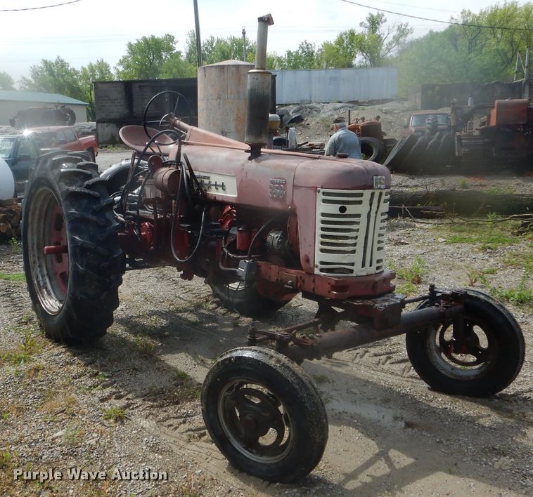 image for item GO9643 Mccormick Farmall 350  tractor