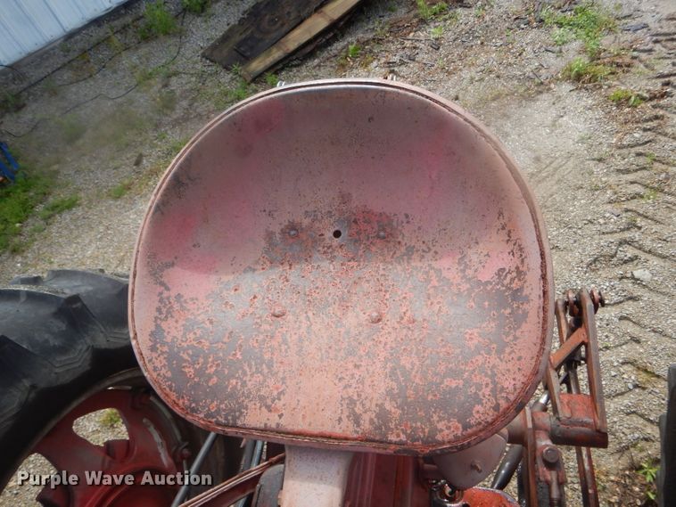 image for item GO9643 Mccormick Farmall 350  tractor