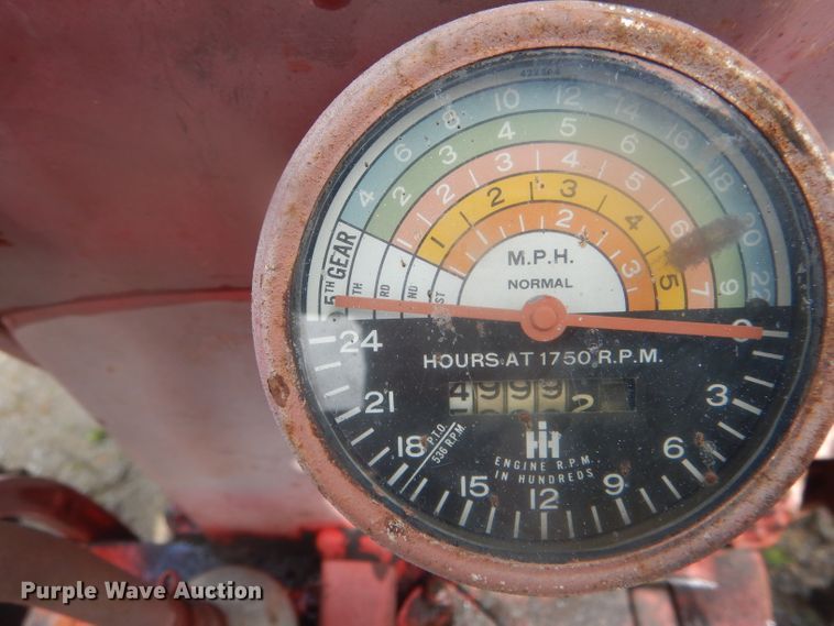 image for item GO9643 Mccormick Farmall 350  tractor