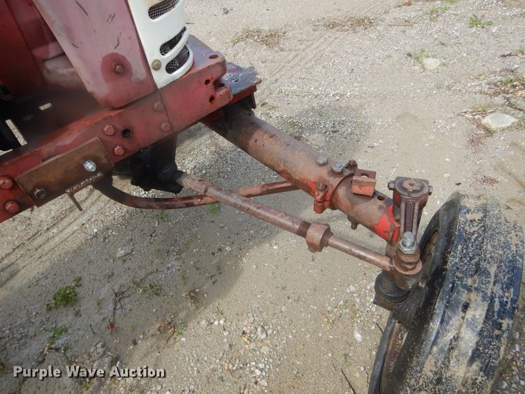 image for item GO9643 Mccormick Farmall 350  tractor