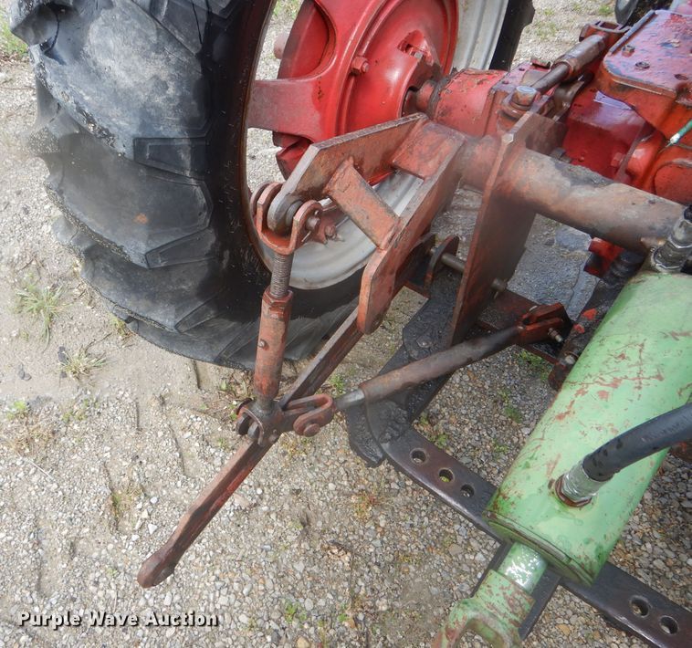 image for item GO9643 Mccormick Farmall 350  tractor