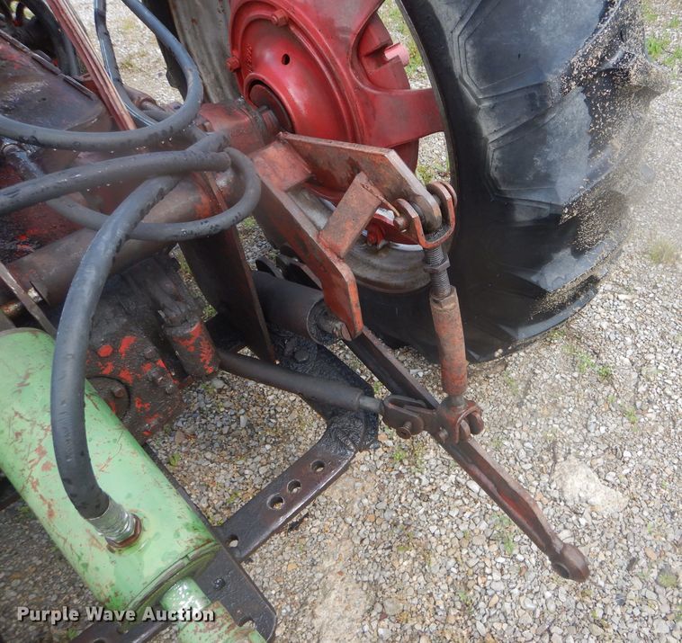 image for item GO9643 Mccormick Farmall 350  tractor