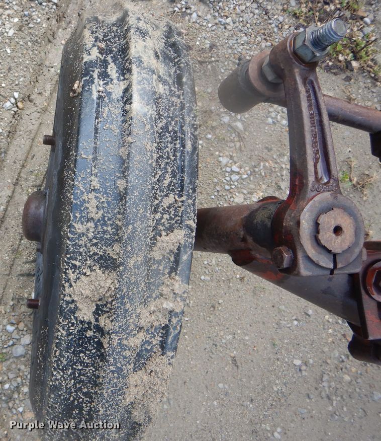 image for item GO9643 Mccormick Farmall 350  tractor