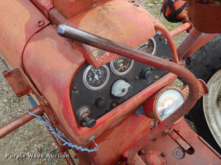 image for item GO9644 Mccormick Farmall 350  tractor