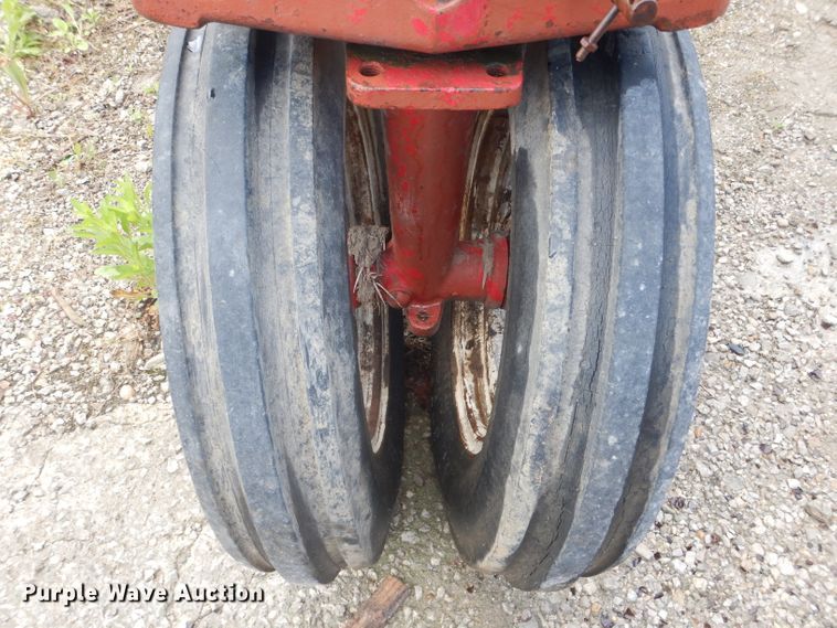 image for item GO9644 Mccormick Farmall 350  tractor