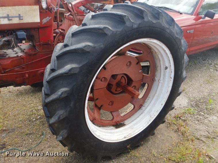 image for item GO9644 Mccormick Farmall 350  tractor