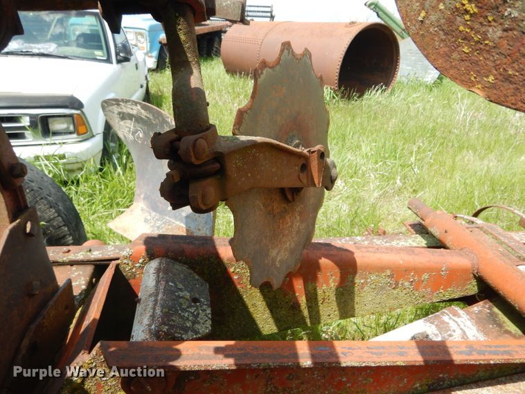 image for item GO9647 Two bottom plow