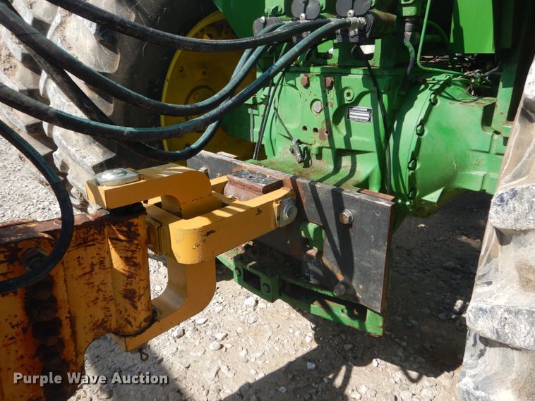 image for item GU9981 1984 John Deere 8450 4WD tractor