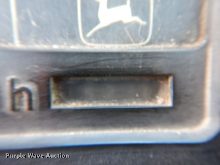 image for item GU9981 1984 John Deere 8450 4WD tractor