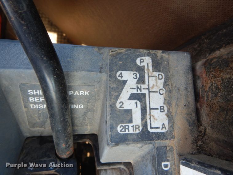 image for item GU9981 1984 John Deere 8450 4WD tractor