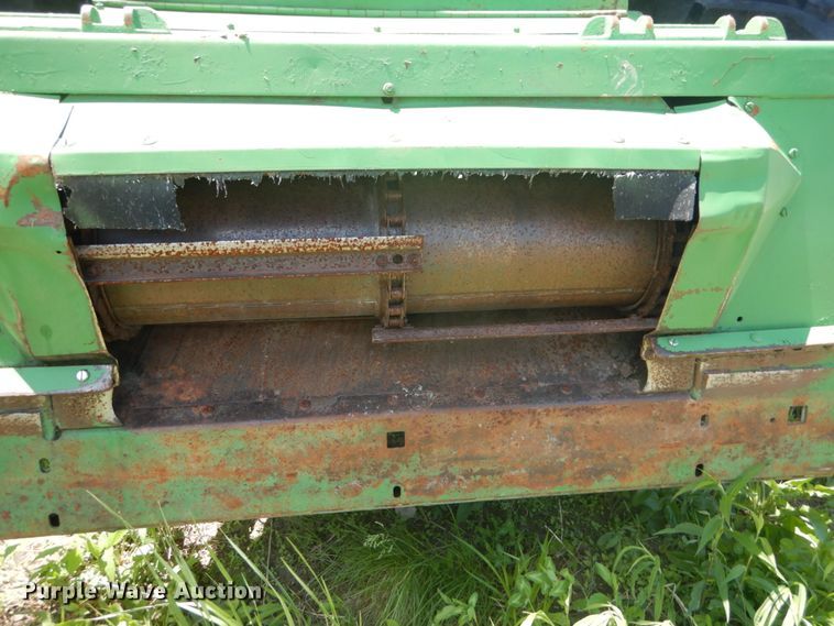 image for item GU9985 John Deere 6620 combine