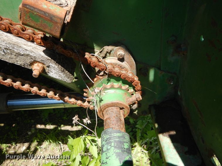 image for item GU9985 John Deere 6620 combine