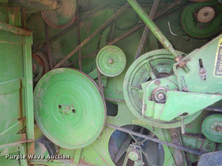 image for item GU9985 John Deere 6620 combine