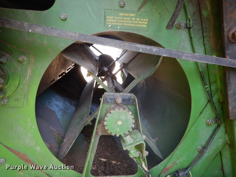 image for item GU9985 John Deere 6620 combine