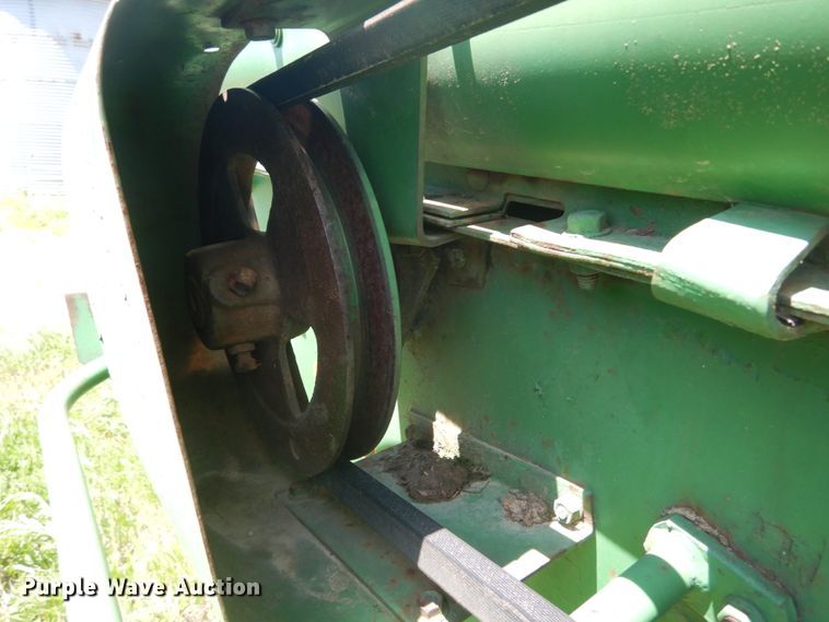 image for item GU9985 John Deere 6620 combine