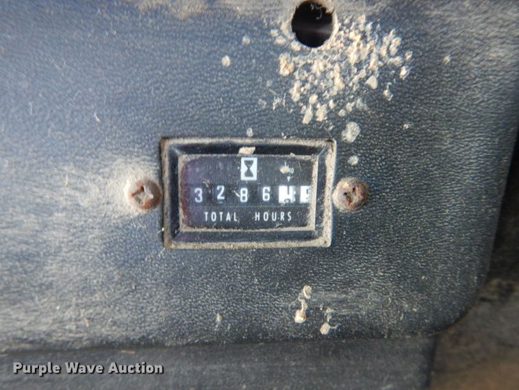 image for item GU9985 John Deere 6620 combine