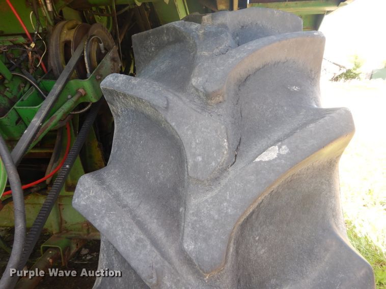 image for item GU9985 John Deere 6620 combine