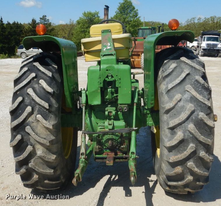 image for item GU9987 1967 John Deere 4020 tractor