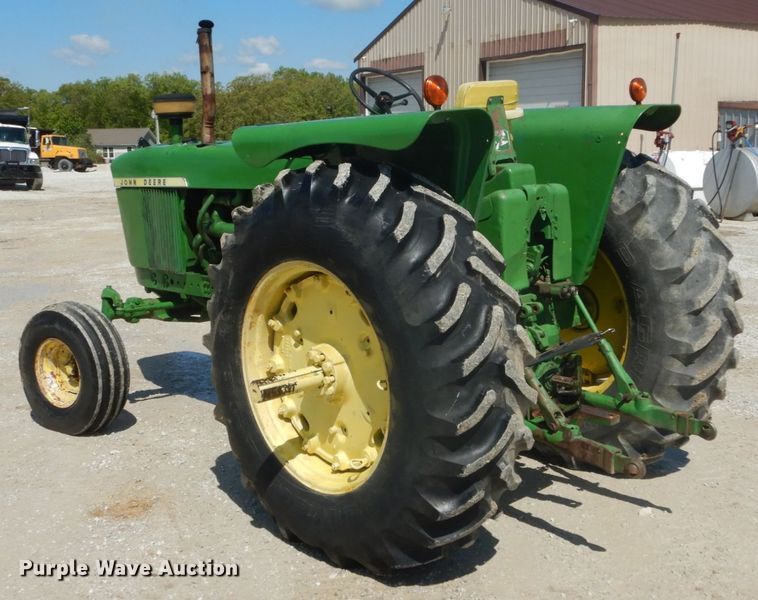 image for item GU9987 1967 John Deere 4020 tractor