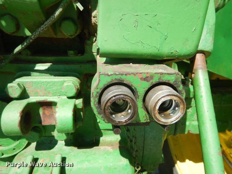 image for item GU9987 1967 John Deere 4020 tractor